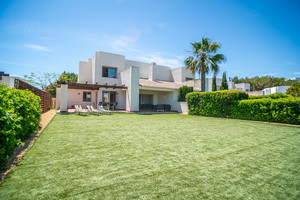 3 bedroom Villa te koop in Las Colinas Golf Resort