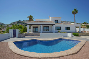 3 спальни Вилла для продажи в Moraira