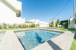 3 bedroom Apartment for sale in Los Balcones