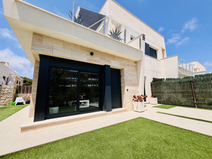 3 bedroom Villa te koop in Torre de la Horadada