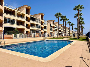 2 bedroom Appartement te koop in Punta Prima