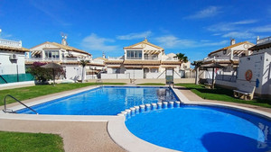 3 bedroom Villa te koop in Punta Prima