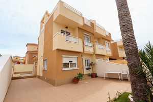 4 bedroom Villa te koop in Torre de la Horadada