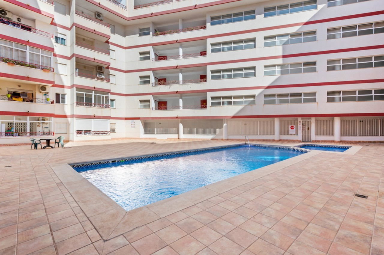 2 bedroom Apartamento se vende en Torrevieja