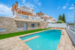 4 bedroom Villa te koop in Torrevieja