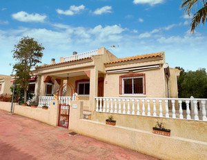 3 bedroom Villa te koop in Algorfa