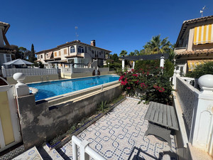 2 bedroom Villa for sale in Los Altos