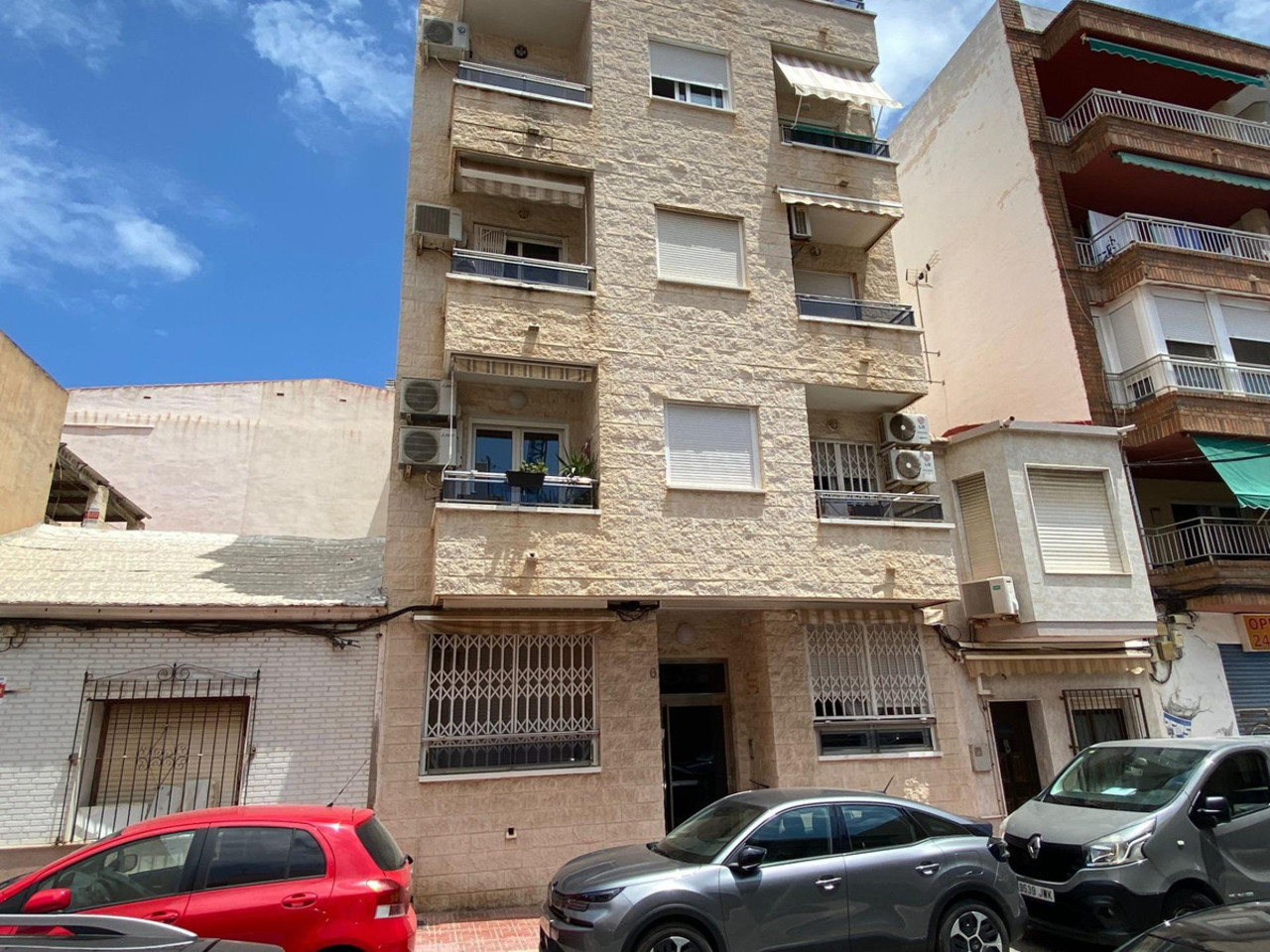 2 bedroom Apartamento se vende en Torrevieja 