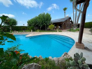 4 bedroom Villa for sale in La Marina