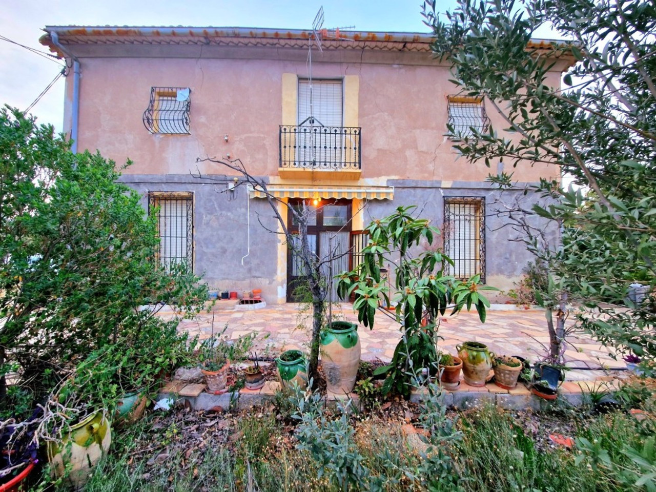 7 bedroom Villa te koop in Relleu