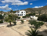 4 bedroom Villa for sale in Villajoyosa