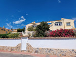 8 bedroom Villa te koop in Los Balcones