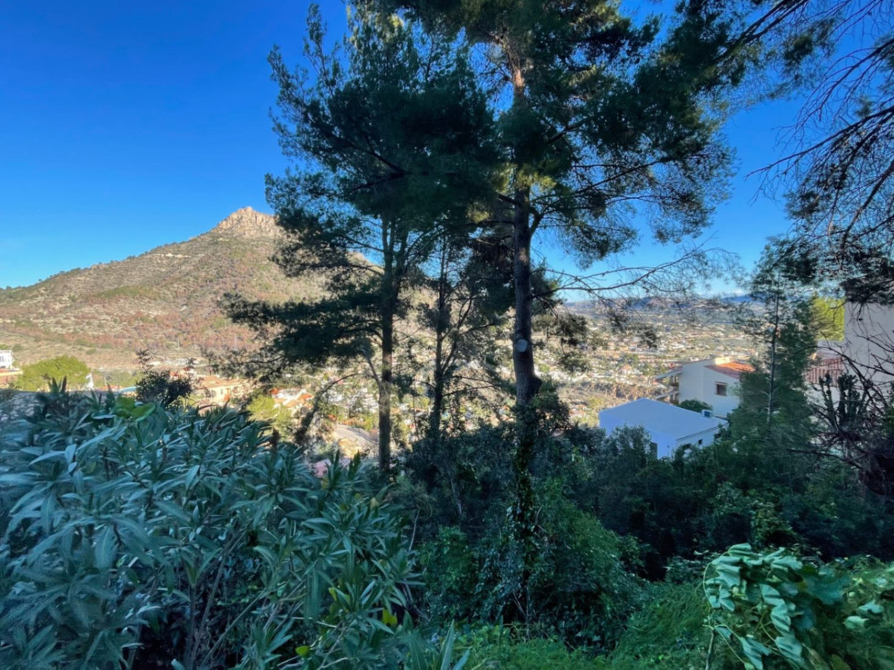 Plot for sale in Calpe