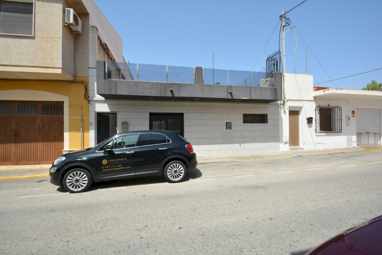 4 bedroom Villa for sale in Los Montesinos