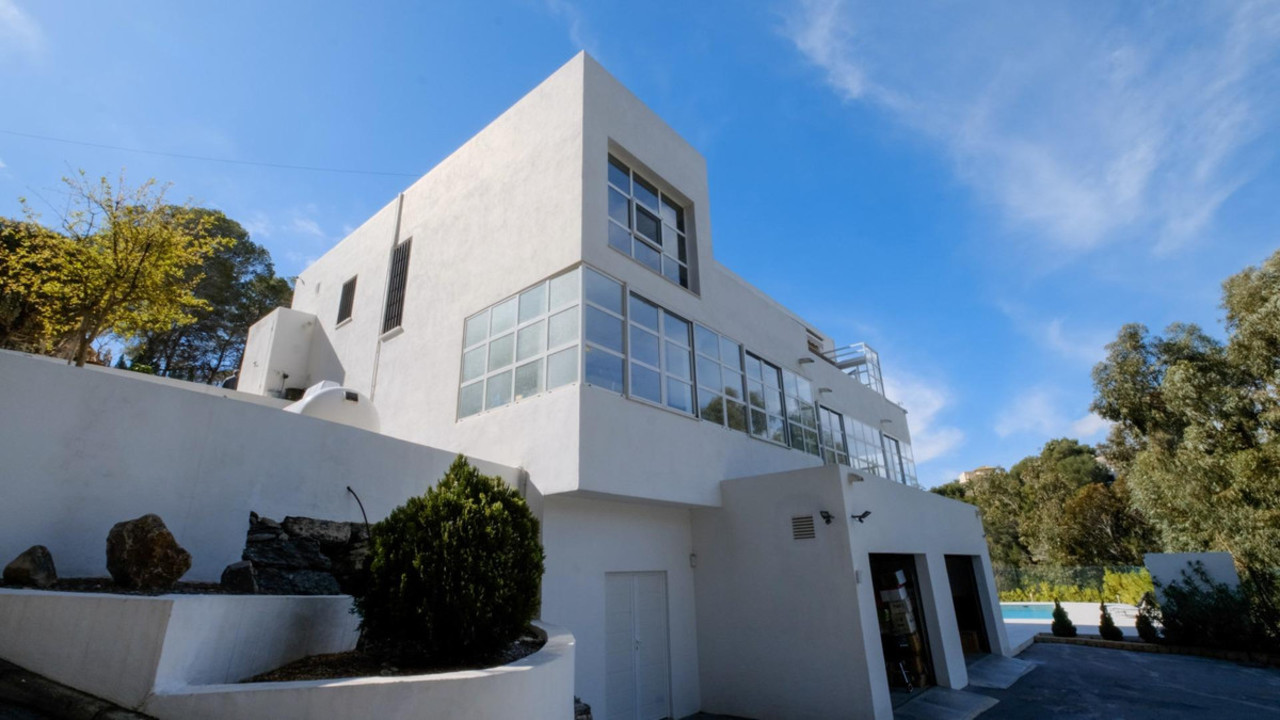 8 bedroom Villa se vende en Altea 