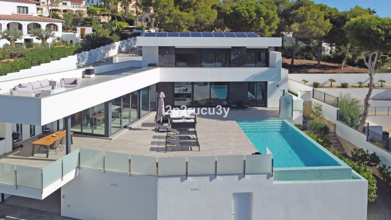 4 bedroom Villa se vende en Moraira 