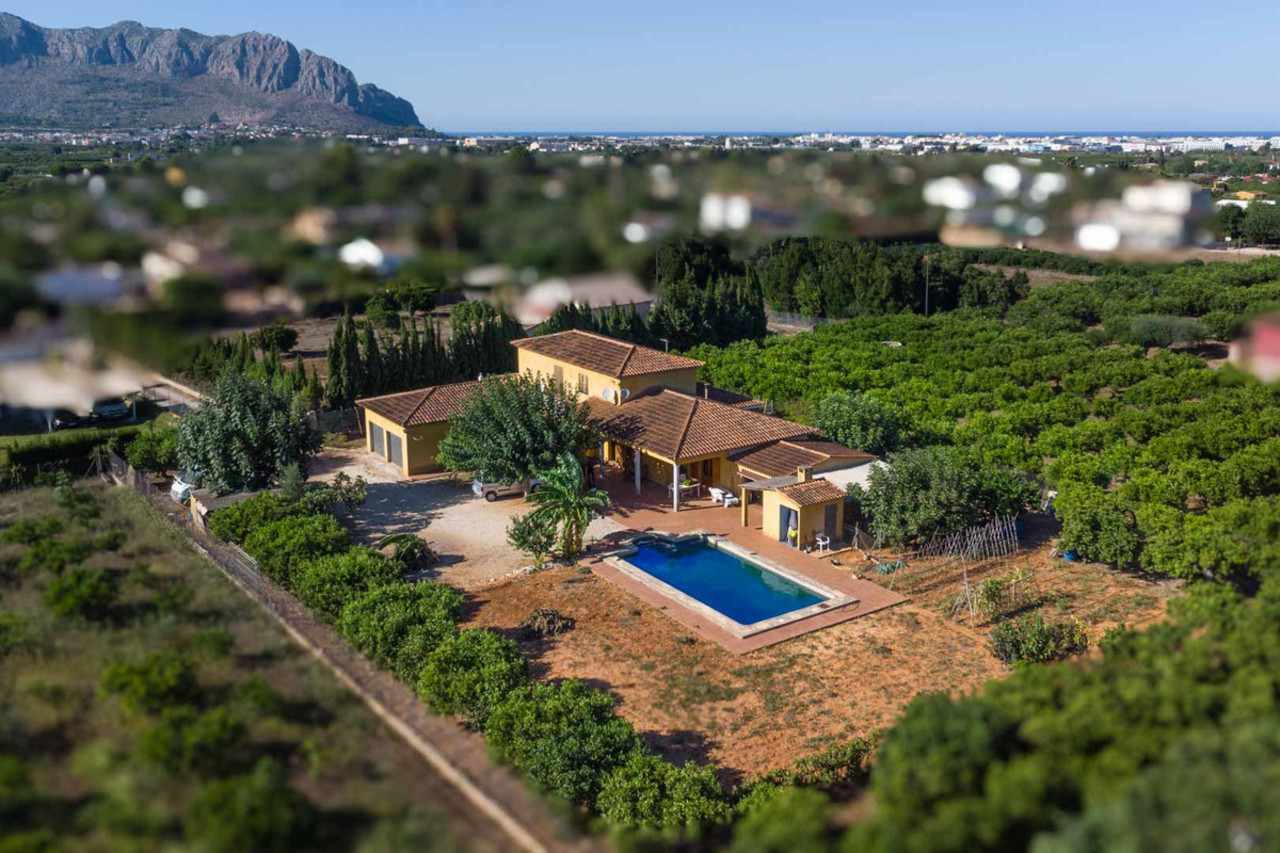 6 bedroom Villa te koop in Pedreguer