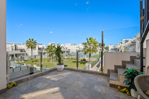 2 bedroom Villa for sale in Torrevieja