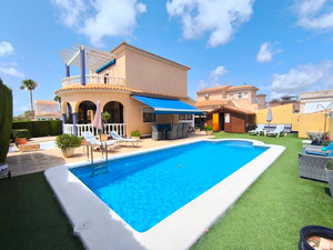 3 bedroom Villa te koop in Benijofar