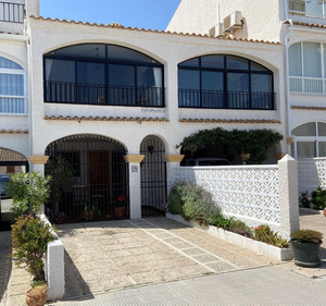 4 спальни Вилла для продажи в Gran Alacant