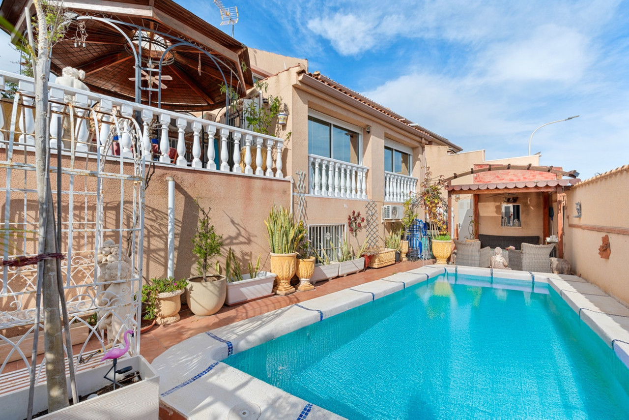 4 bedroom Villa te koop in Ciudad Quesada