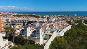 3 bedroom Villa te koop in La Mata