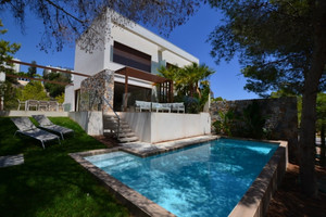 4 bedroom Villa te koop in Las Colinas Golf Resort