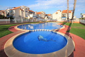 2 bedroom Villa for sale in Playa Flamenca