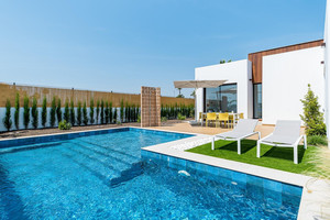 3 bedroom Villa for sale in Los Alcazares