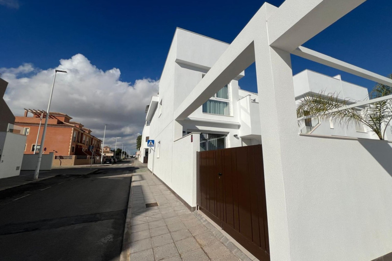 2 bedroom Apartment for sale in Pilar de la Horadada