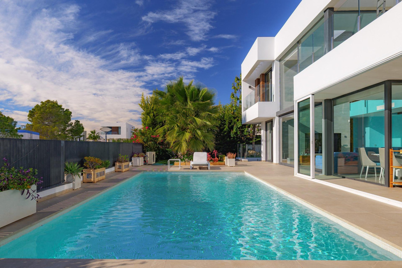 5 bedroom Villa se vende en Finestrat