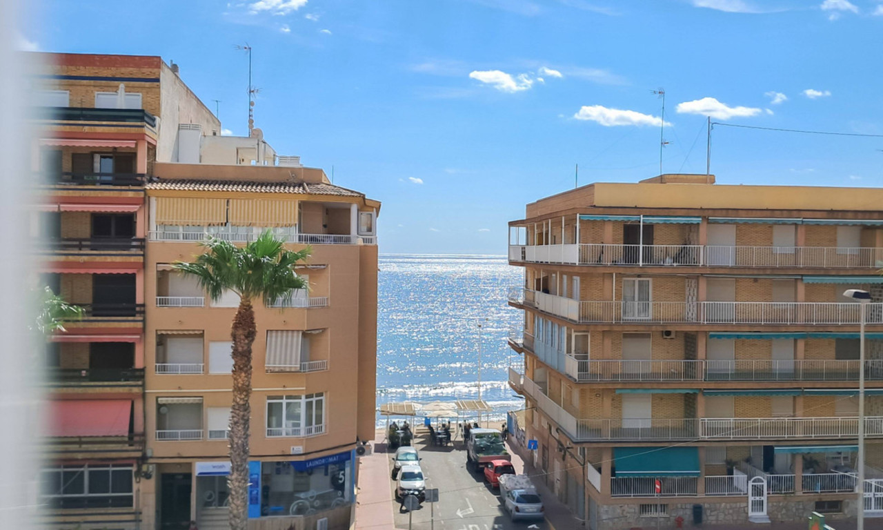 3 bedroom Apartamento se vende en Torrevieja