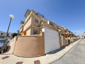 3 bedroom Villa te koop in Orihuela Costa