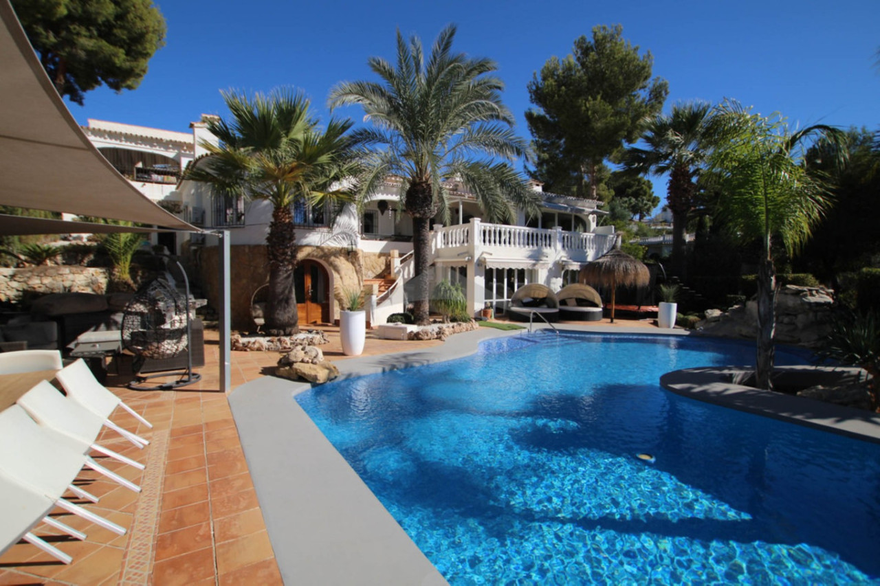5 schlafzimmer Villa 
zum verkauf in Benissa