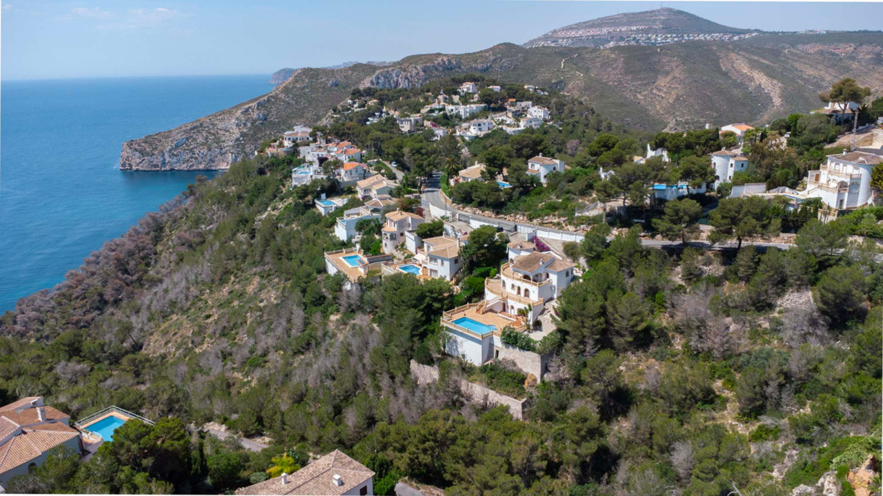 das Grundstück 
zum verkauf in Javea 