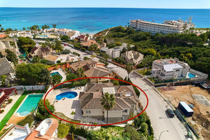 4 bedroom Villa te koop in Dehesa De Campoamor