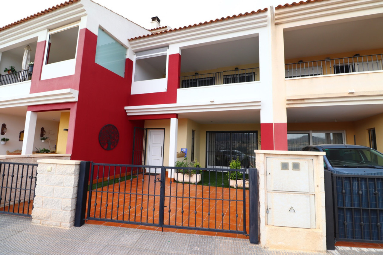 3 bedroom Villa for sale in Benijofar