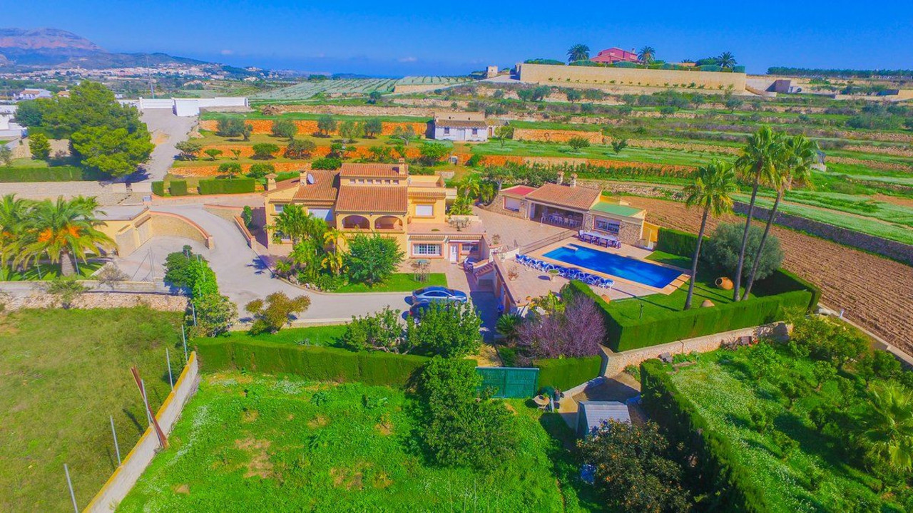 8 bedroom Villa à vendre à Benissa