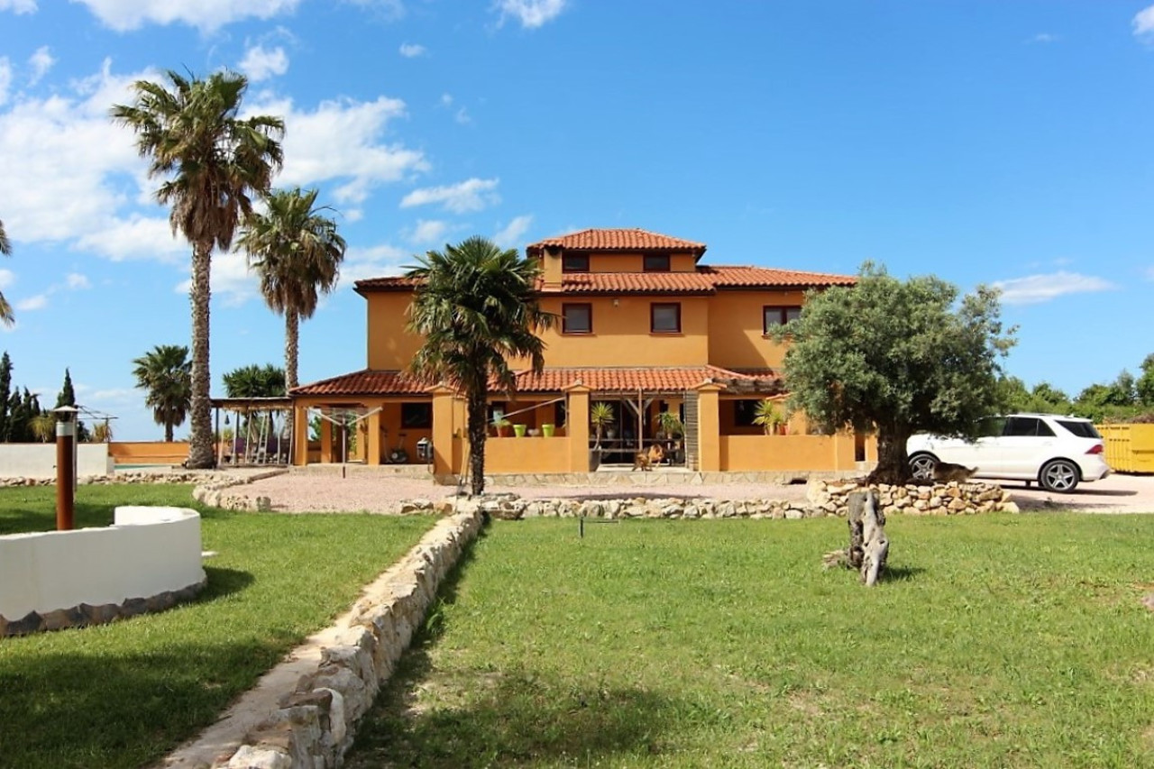 5 schlafzimmer Villa 
zum verkauf in Pedreguer