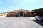 6 bedroom Villa for sale in Heredades