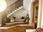 5 bedroom Villa for sale in Orba