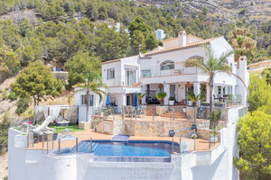 4 bedroom Villa te koop in Altea