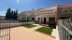 3 bedroom Villa for sale in San Miguel de Salinas