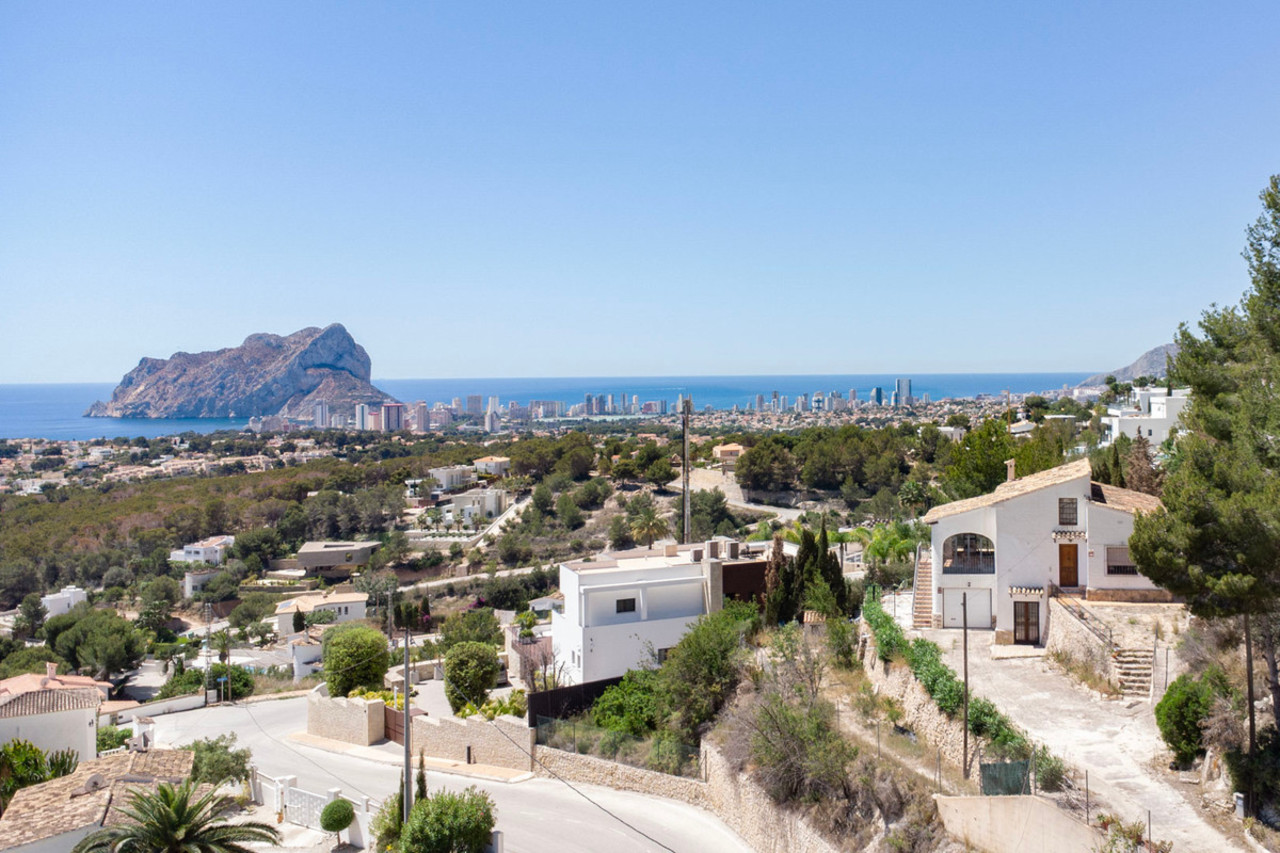 Plot for sale in Benissa