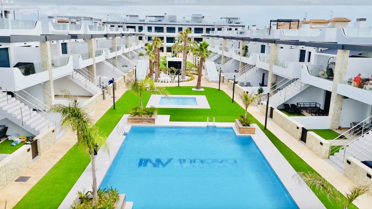 3 bedroom Apartment for sale in Playa Flamenca