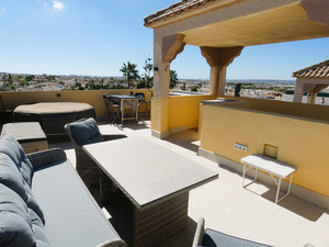 3 bedroom Villa for sale in Torrevieja