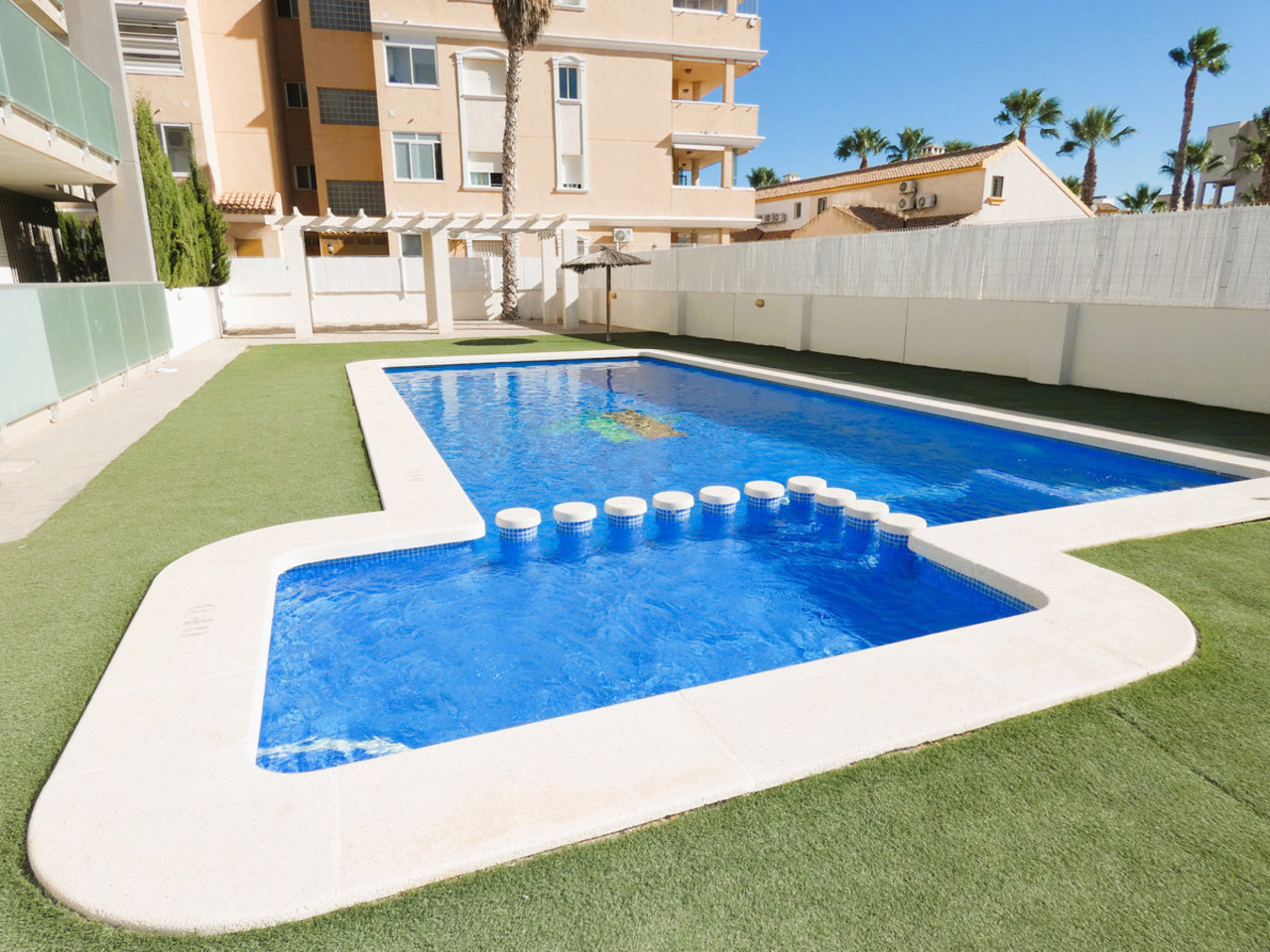 4 schlafzimmer Wohnung 
zum verkauf in Cabo Roig 