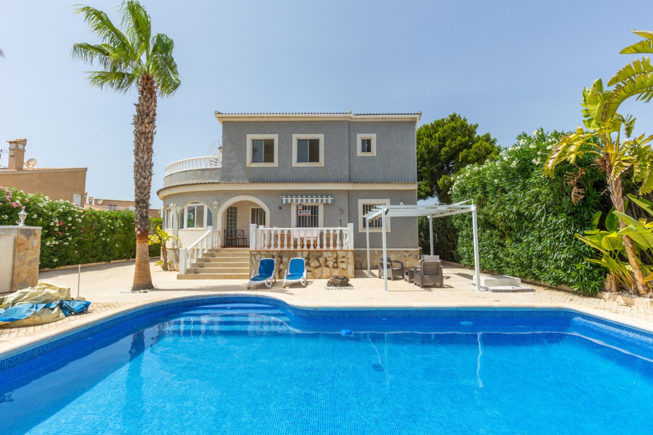 5 bedroom Villa te koop in San Fulgencio