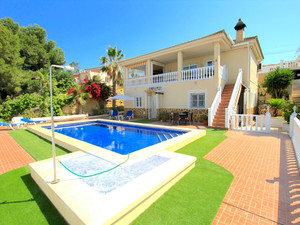 3 bedroom Villa for sale in Algorfa