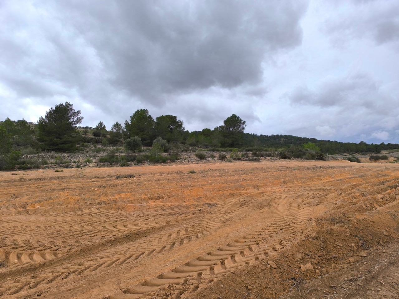 Plot for sale in Chinorlet